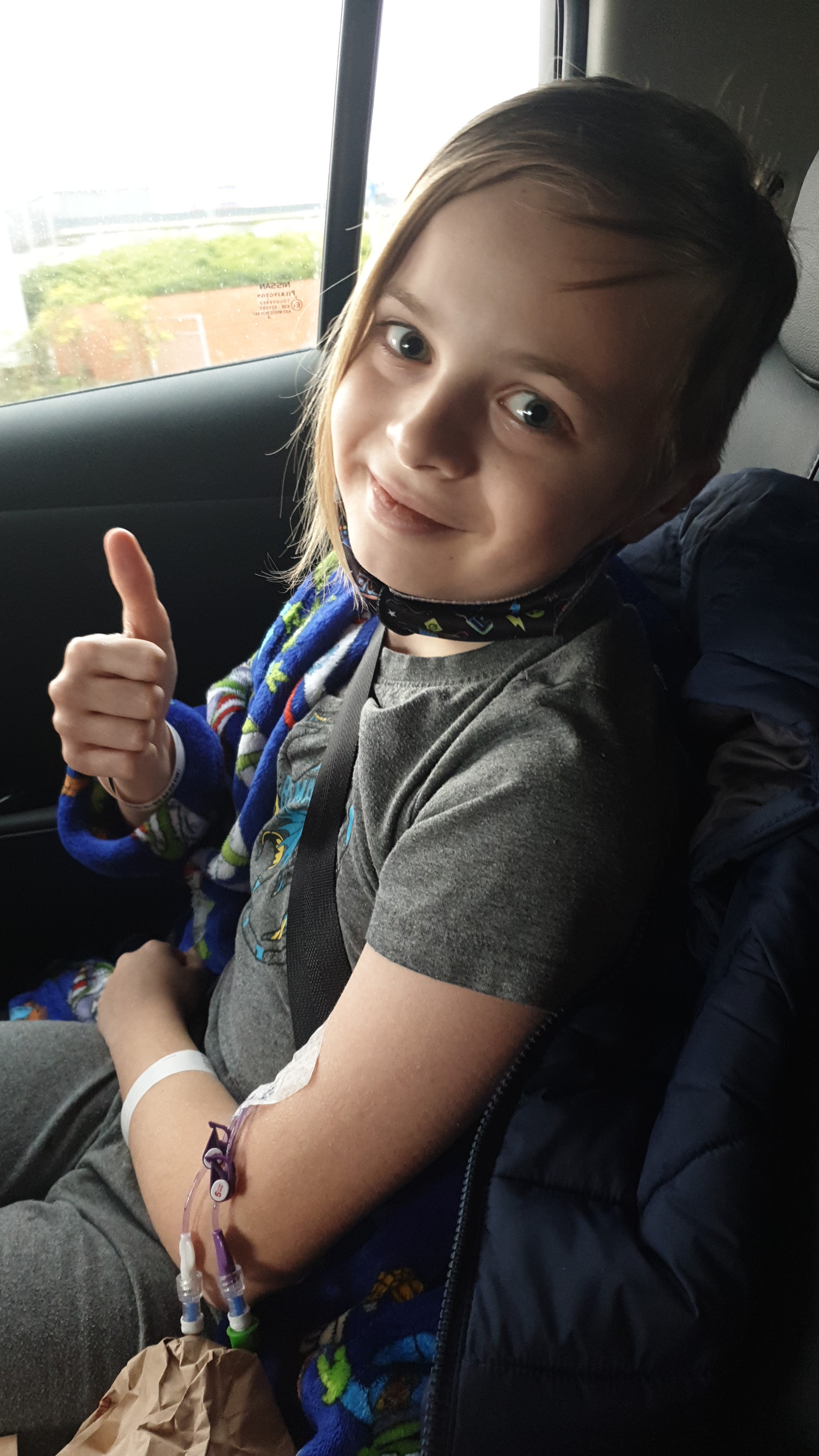 Image of Ethan with his thumb up