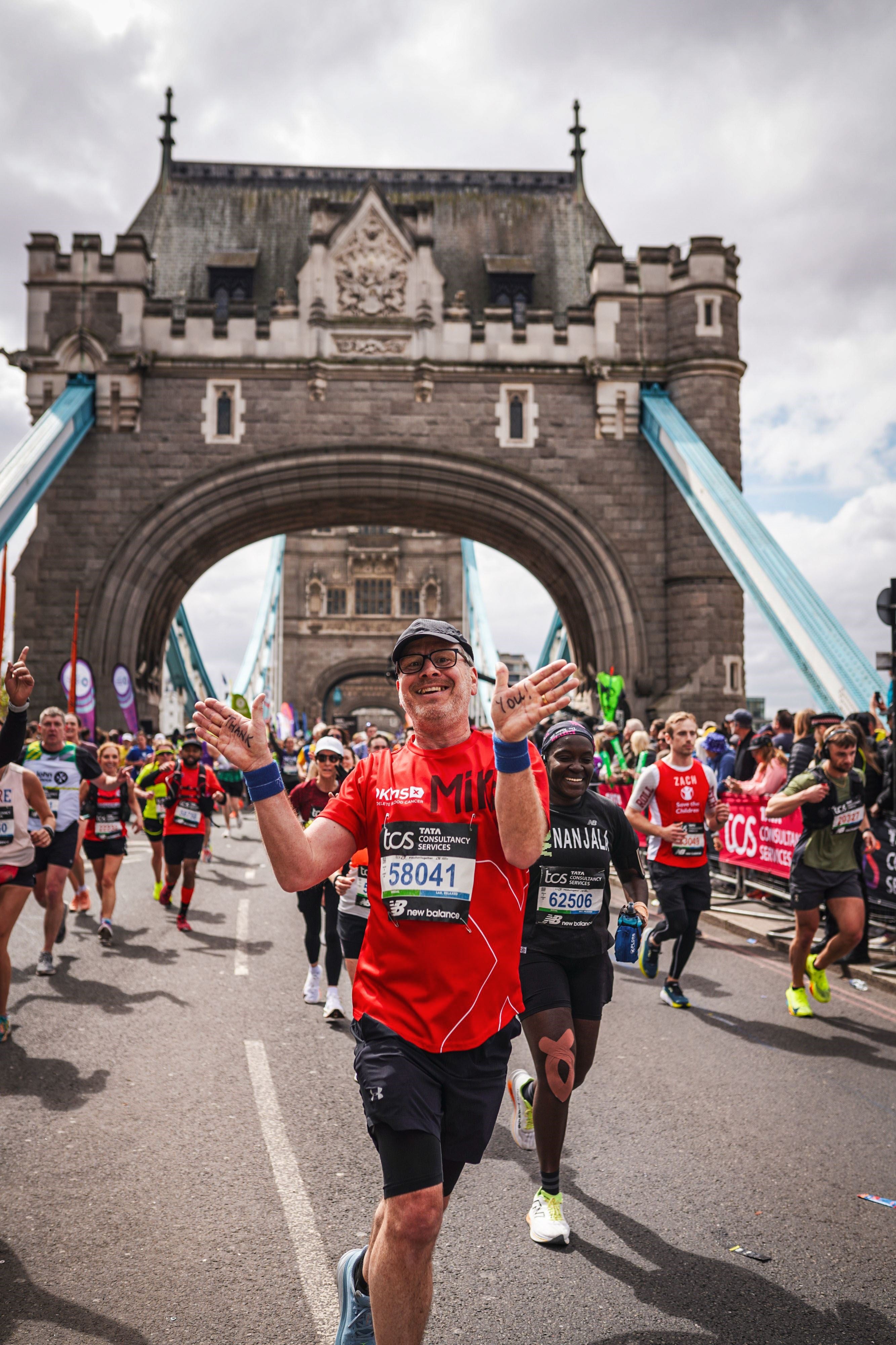 DKMS 2024 London Marathon runner 