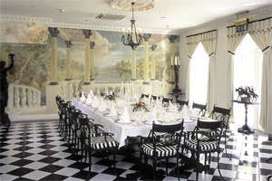 Checkers Restaurant at Randles Hotel