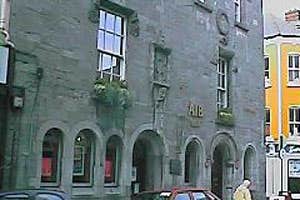 Lynch's Castle