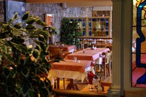 Patrick Larkin Bar & Lounge