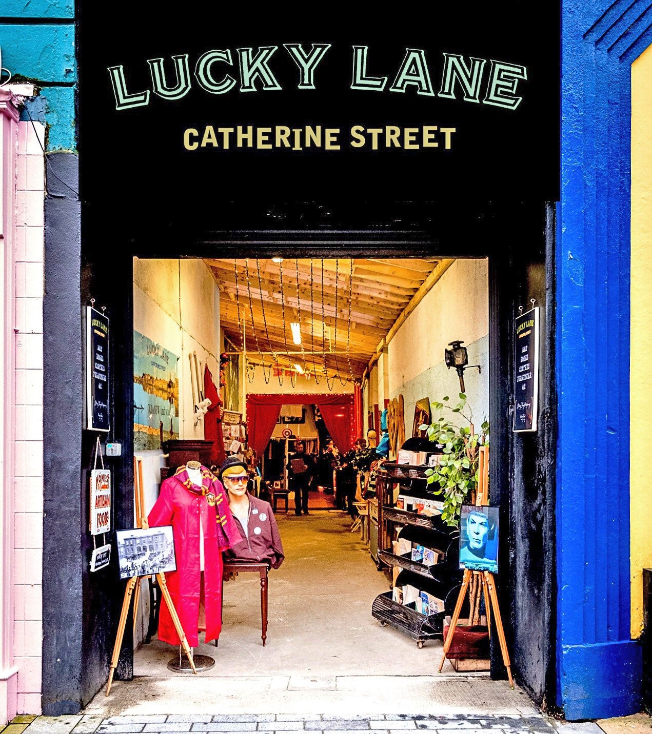 Lucky Lane shop front