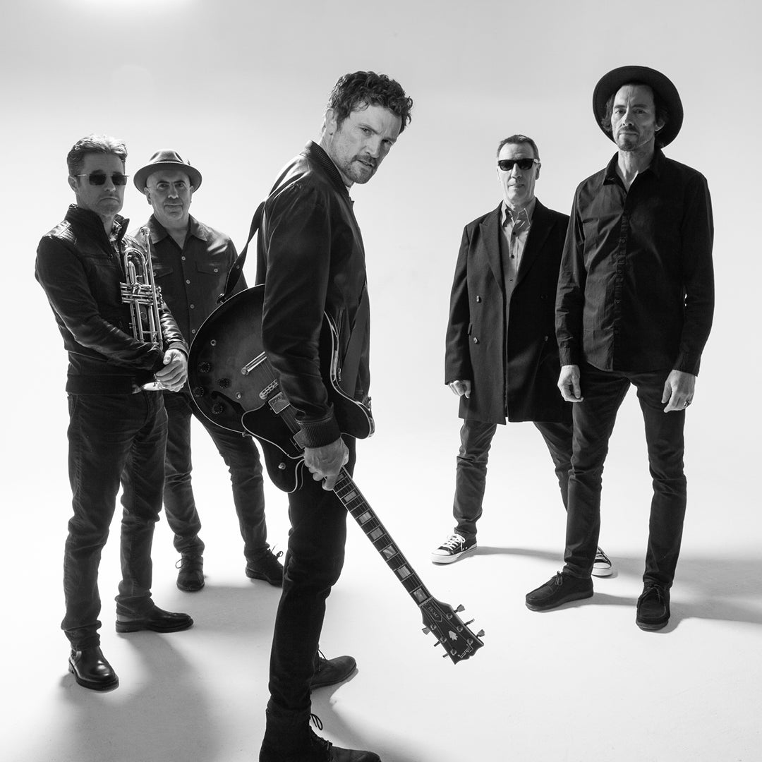 The Stunning with Guests Frank & Walters