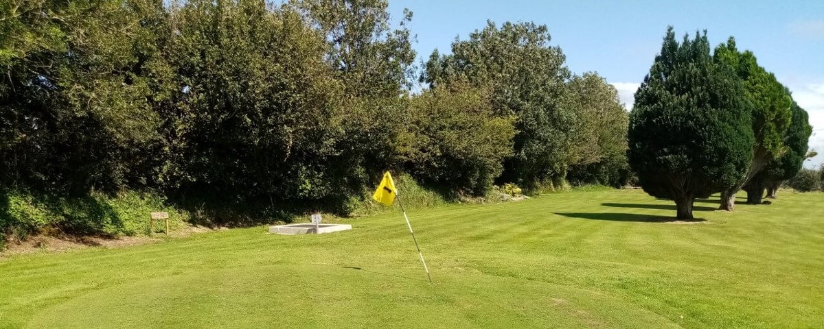 Visit Ashgrove Pitch and Putt Club with Discover Ireland