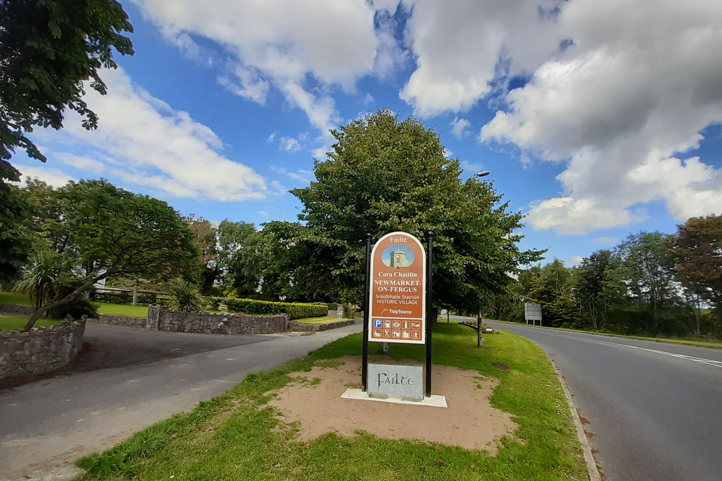 Explore Scenic NewmarketonFergus with Discover Ireland