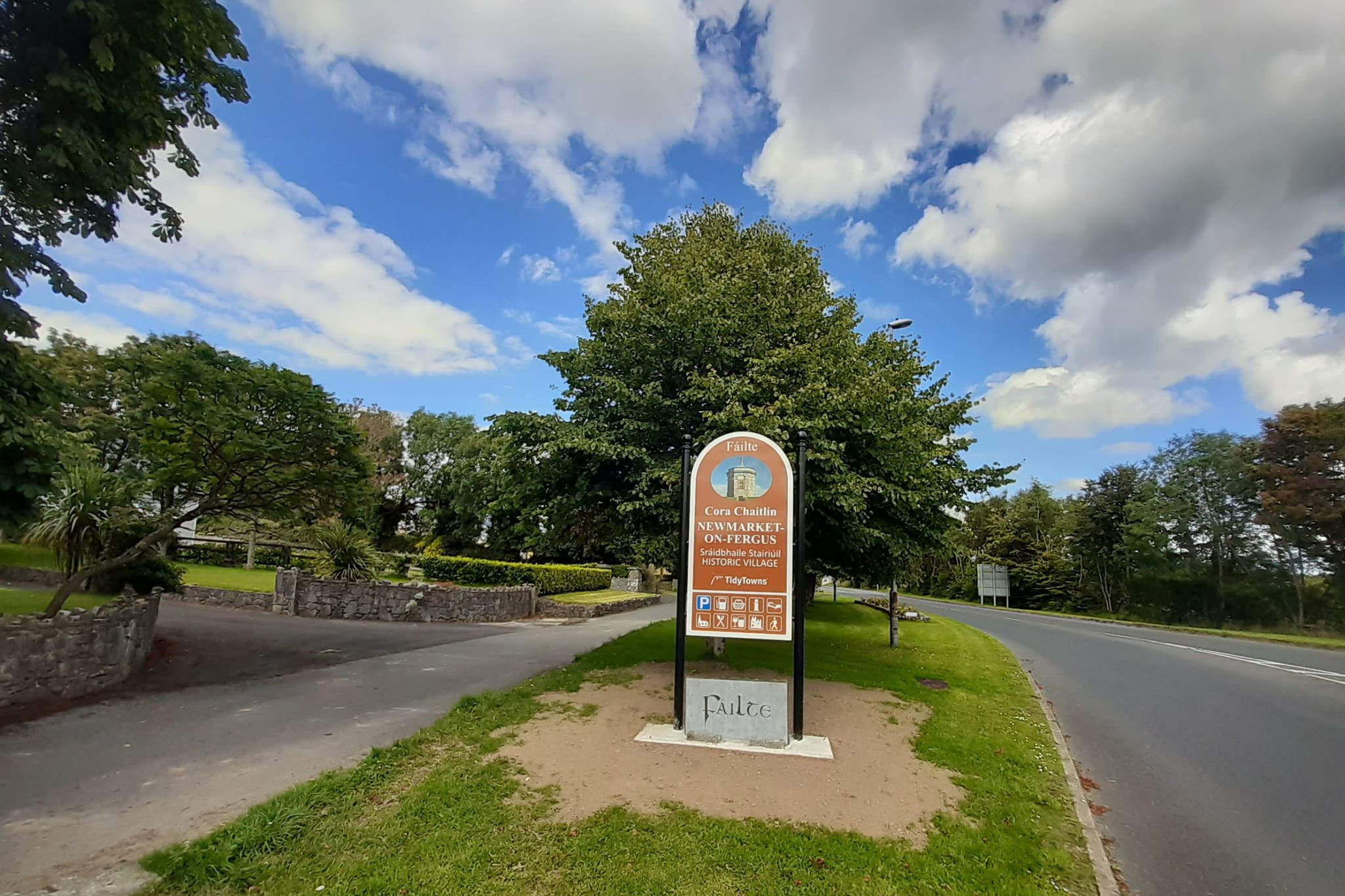 Explore Scenic NewmarketonFergus with Discover Ireland