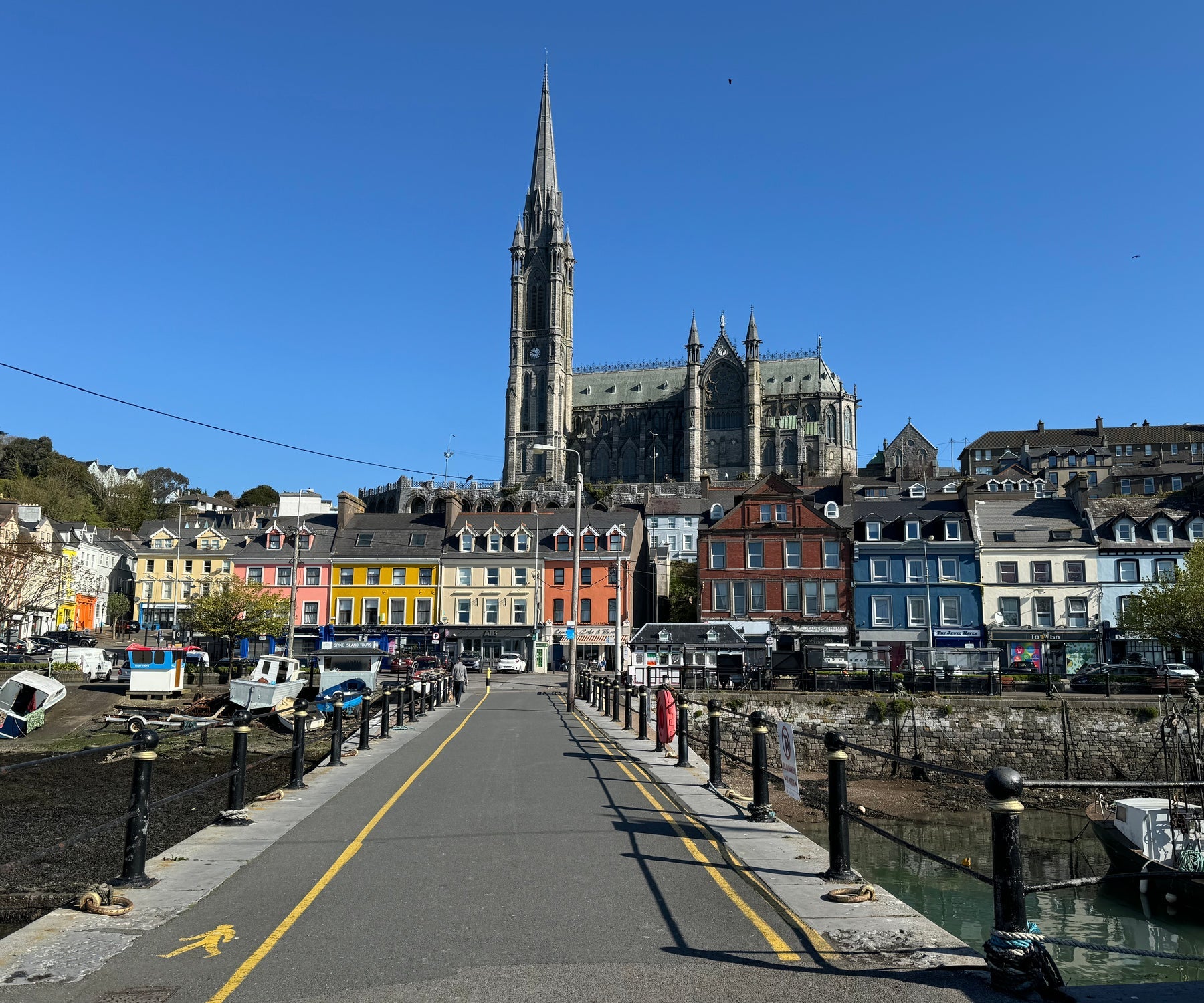 A view of St Colman's Cathedral and the town of Cobh with Cork Private Taxi Tours