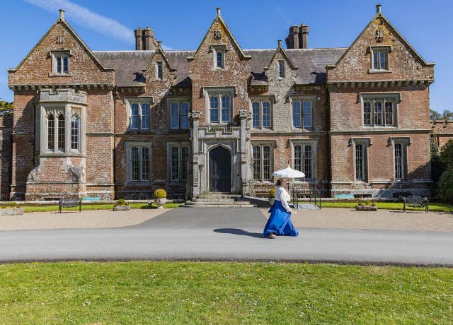 Wells House & Gardens