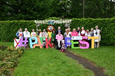 Group photo with Tralee Flower Club and Kerry County Museum at Festival launch.