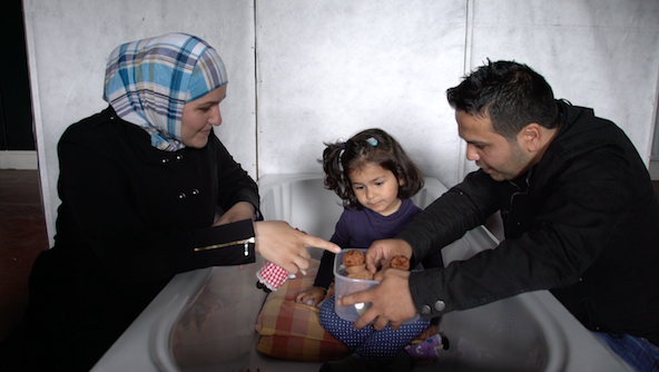 An exploration of the waking and dreaming lives of a motley crew of migrants, hippies, and other ‘outsiders’ who respond to an audition call out for a film asking them for ‘dreams, lies, memories and gossip’.