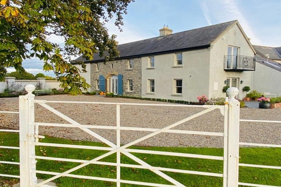 External view of the granary