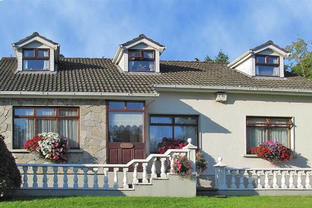Stay with Castleview House B\u0026B