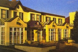 WOODFIELD HOUSE HOTEL