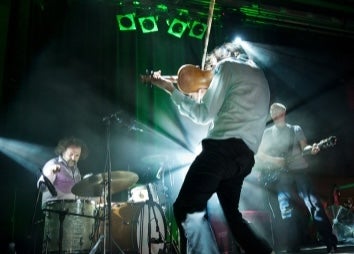 L legendary instrumental trio Dirty