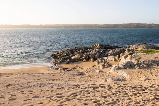 Trá an Dóilín, An Ceathrú Rua