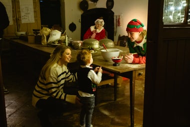 A Christmas to Remember at Newbridge House and Farm