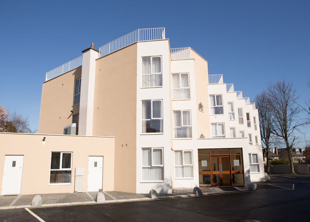 Front view of property