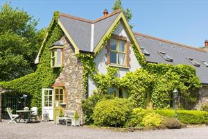 Courtyard Cottages - Ivy Cottage
