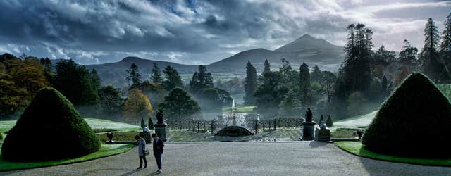 Private Powerscourt & Glendalough Tour with Kennedy & Carr