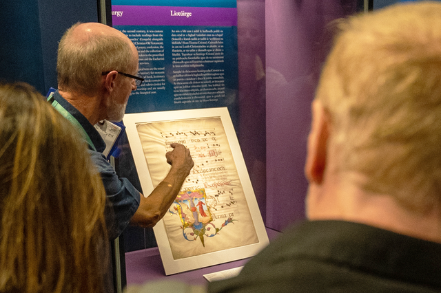 Turais i nGaeilge (Highlights tour in Irish) at Chester Beatty