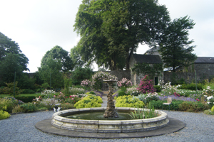 The fountain at Woodville House and Walled Garden