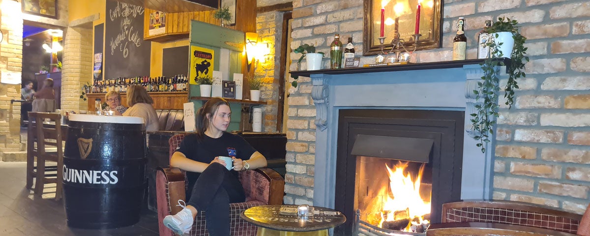 Skellys Bar with relaxing fireplace