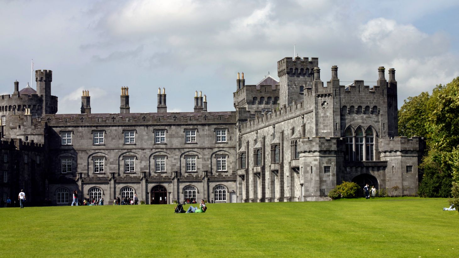 Lawns outside Kilkenny Castle, Kilkenny