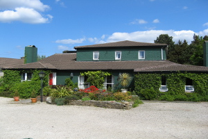 Danny Minnies Restaurant