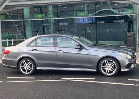 Airport pick up with Executive Chauffeur Drive 