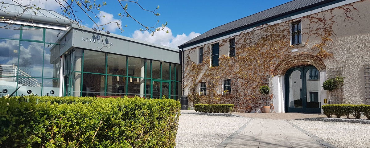Image of the entrance area of Castle Dargan Hotel