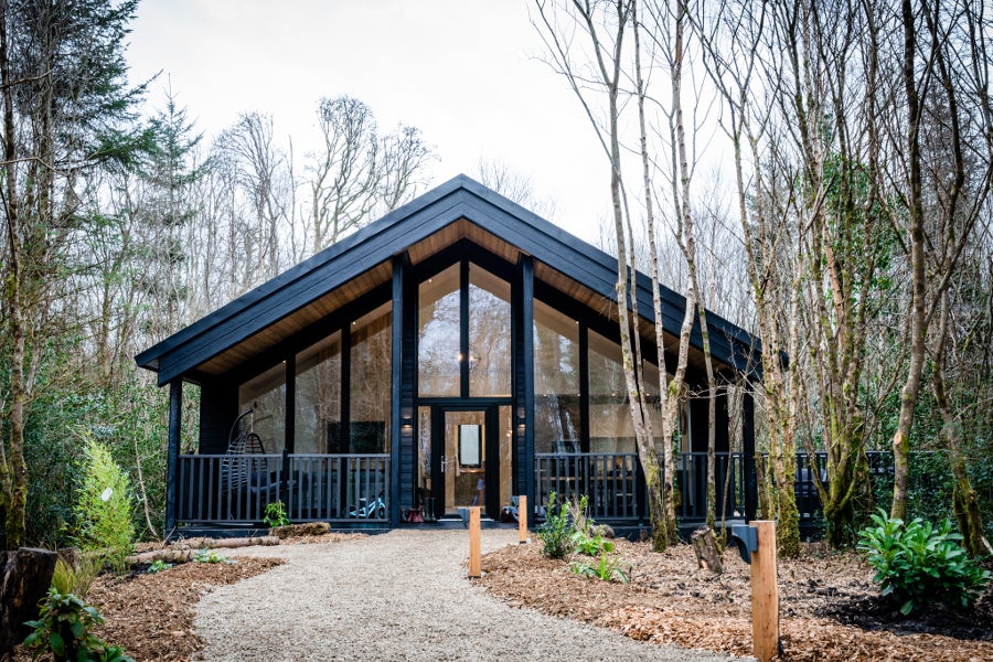 Stay with Drumhierny Woodland Hideaway