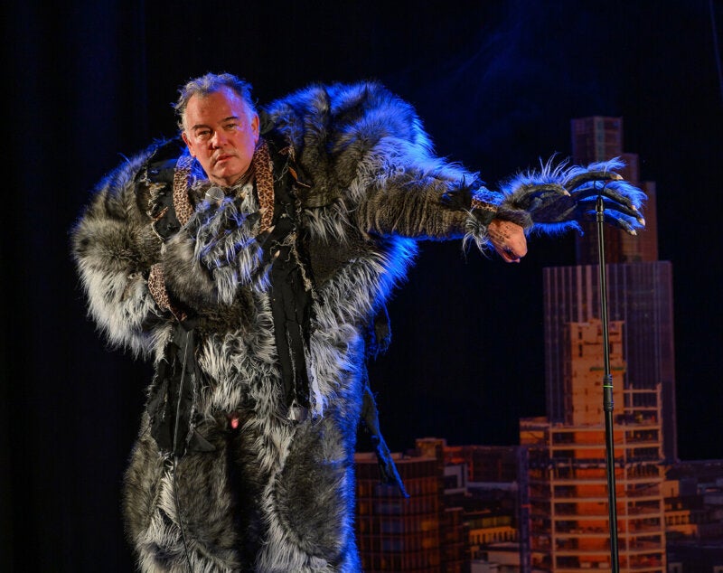 STEWART LEE vs THE MAN-WULF