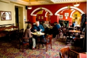 Victor's Bar and Restaurant at The Club House Hotel