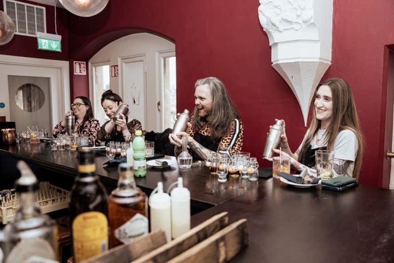 Winter Irish Whiskey Cocktail Masterclass