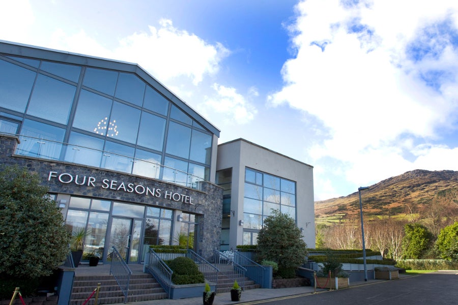Stay with Four Seasons Hotel (Carlingford)