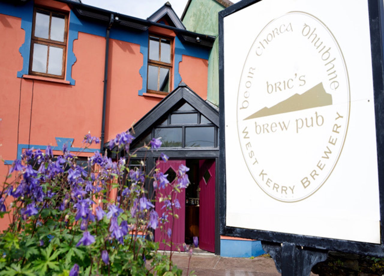 Front view of property