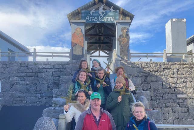 Cleas Inis Oírr
