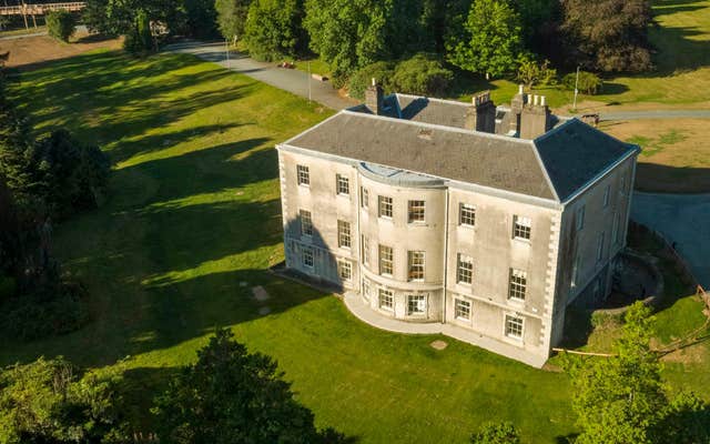 Avondale House and Forest Park