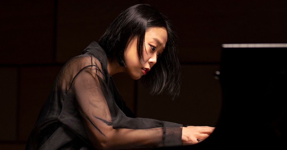Pianist Yeol Eum Son in concert