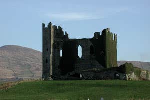 Ballycarbery Castle