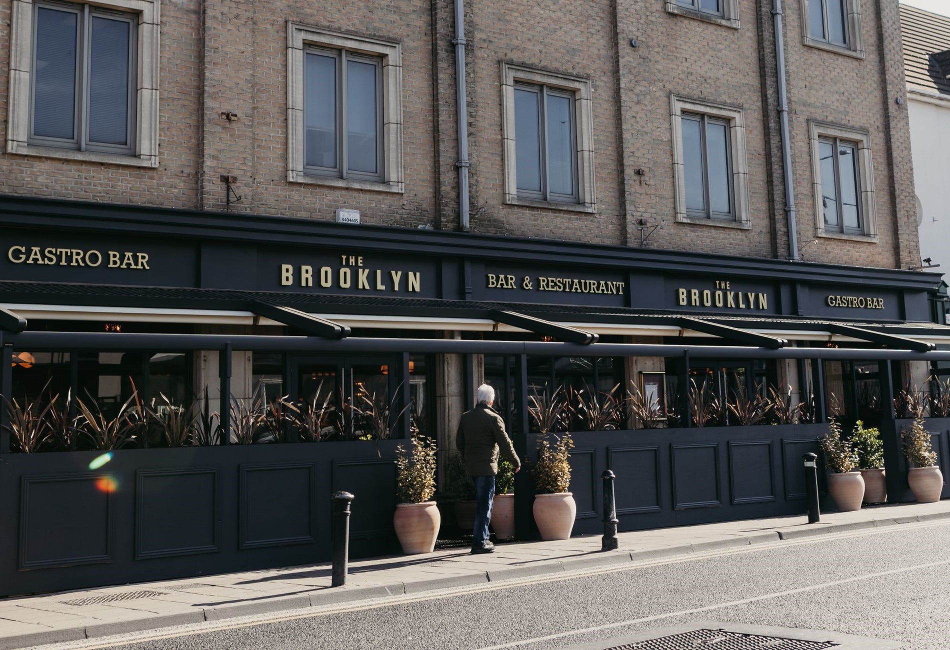 Exterior of a restaurant on a city street