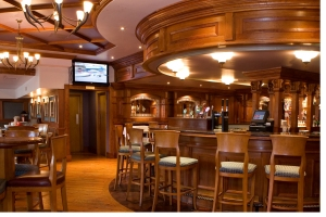 Patrick's Bar and Carvery at the Springfield Hotel