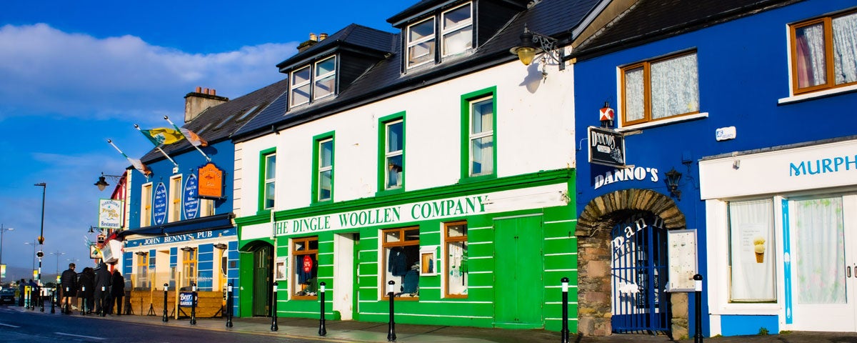 Front exterior of The Dingle Woollen Company