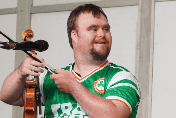 Fiddle player Fionn Crombie Angus
