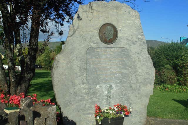 Charles De Gaulle Memorial