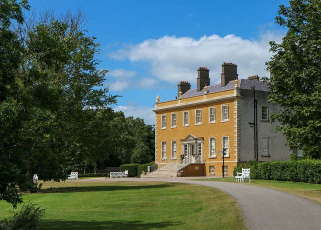 Newbridge House & Farm