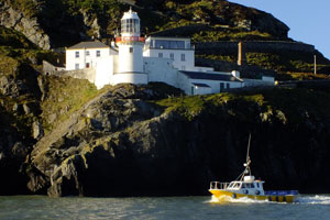 Lisin passing the by the Lighthouse at Wicklow Head