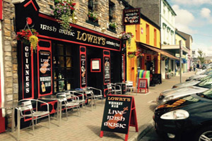 Image of exterior of pub