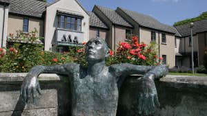 Stay with Brennan Court Guest Accommodation Stay with Brennan Court Guest Accommodation