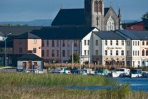 CryansHotelOnTheQuay_Exterior